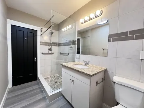 5350 West Crystal Street Chicago IL 60651