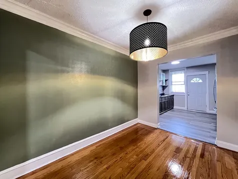 5350 West Crystal Street Chicago IL 60651