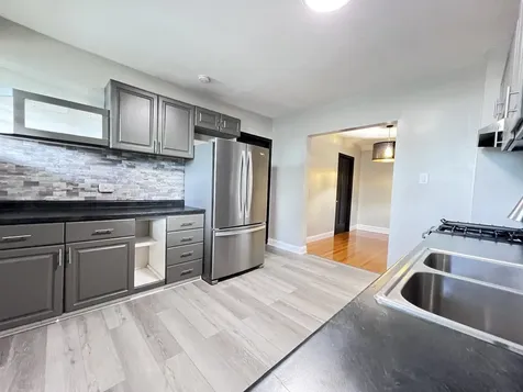 5350 West Crystal Street Chicago IL 60651