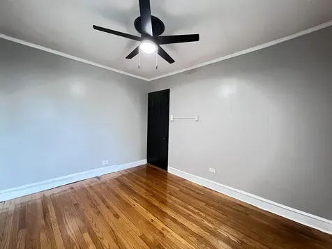 5350 West Crystal Street Chicago IL 60651
