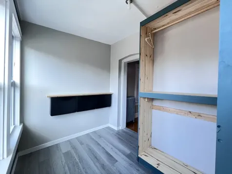 5350 West Crystal Street Chicago IL 60651
