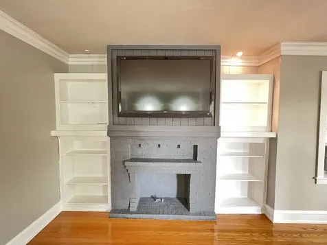 5350 West Crystal Street Chicago IL 60651