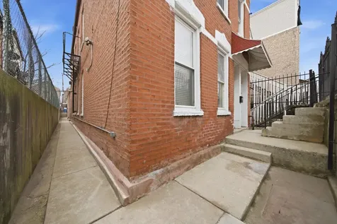2125 West 18th Place Chicago IL 60608