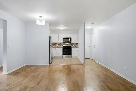 1363 Perry Street Des Plaines IL 60016