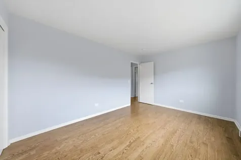 1363 Perry Street Des Plaines IL 60016