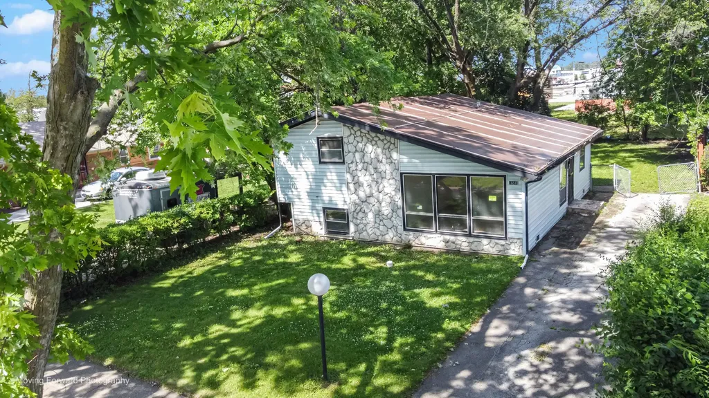 16510 Winchester Avenue Markham IL 60428