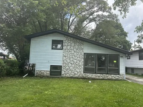 16510 Winchester Avenue Markham IL 60428