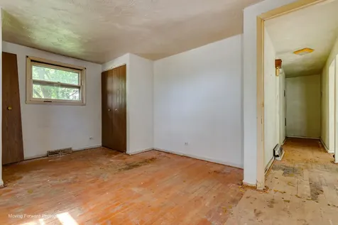 16510 Winchester Avenue Markham IL 60428