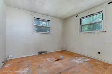 16510 Winchester Avenue Markham IL 60428