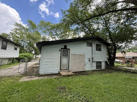 16510 Winchester Avenue Markham IL 60428