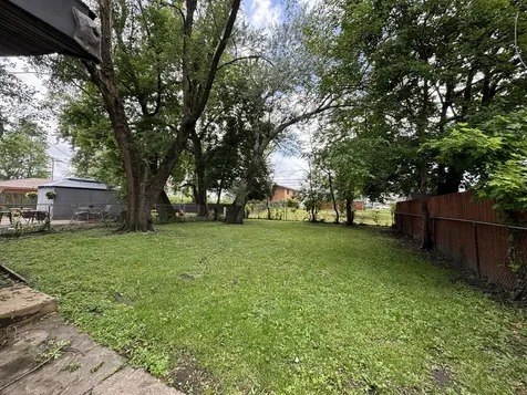 16510 Winchester Avenue Markham IL 60428