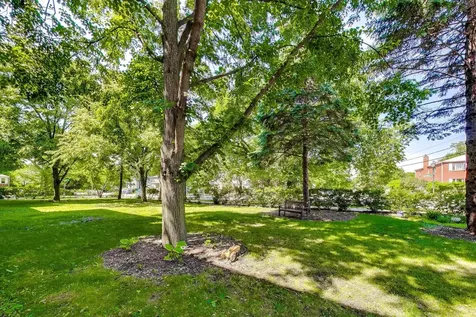 1219 Hull Terrace Evanston IL 60202