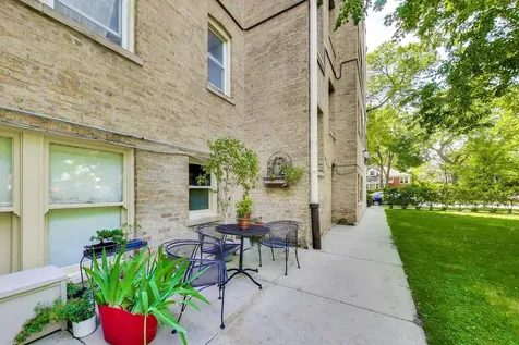 1219 Hull Terrace Evanston IL 60202