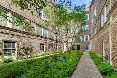 1219 Hull Terrace Evanston IL 60202