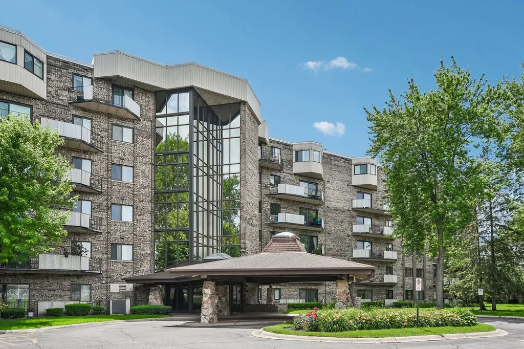 1275 East Baldwin Lane Palatine IL 60074