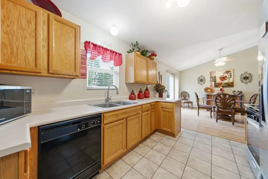 1611 Lake Pointe Court Plainfield IL 60586