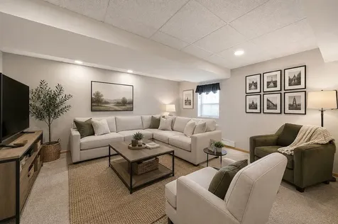 1611 Lake Pointe Court Plainfield IL 60586