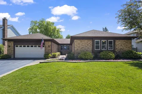 4017 North Walnut Avenue Arlington Heights IL 60004