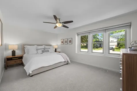 4017 North Walnut Avenue Arlington Heights IL 60004