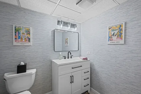 4017 North Walnut Avenue Arlington Heights IL 60004