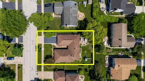 4017 North Walnut Avenue Arlington Heights IL 60004