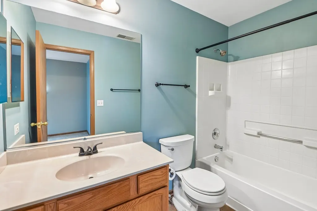 971 Lakestone Lane Aurora IL 60504