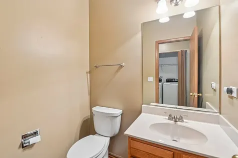 971 Lakestone Lane Aurora IL 60504