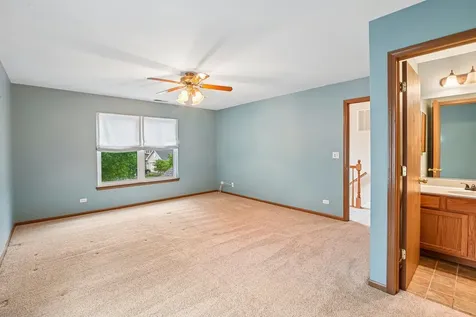 971 Lakestone Lane Aurora IL 60504
