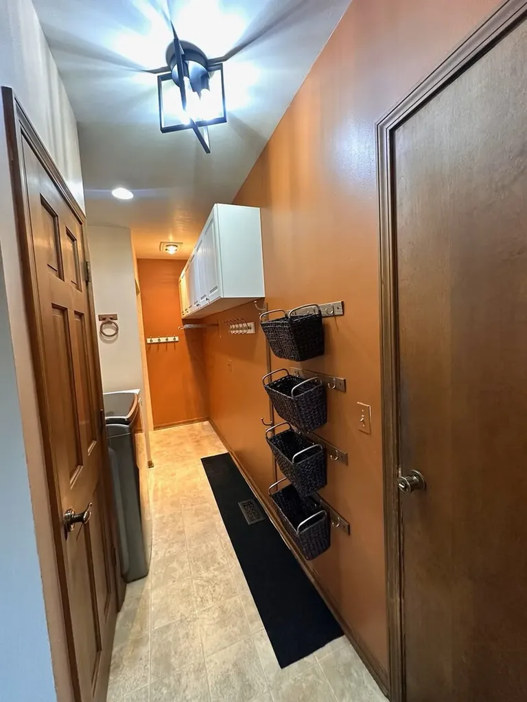 1914 Howard Street Wheaton IL 60187