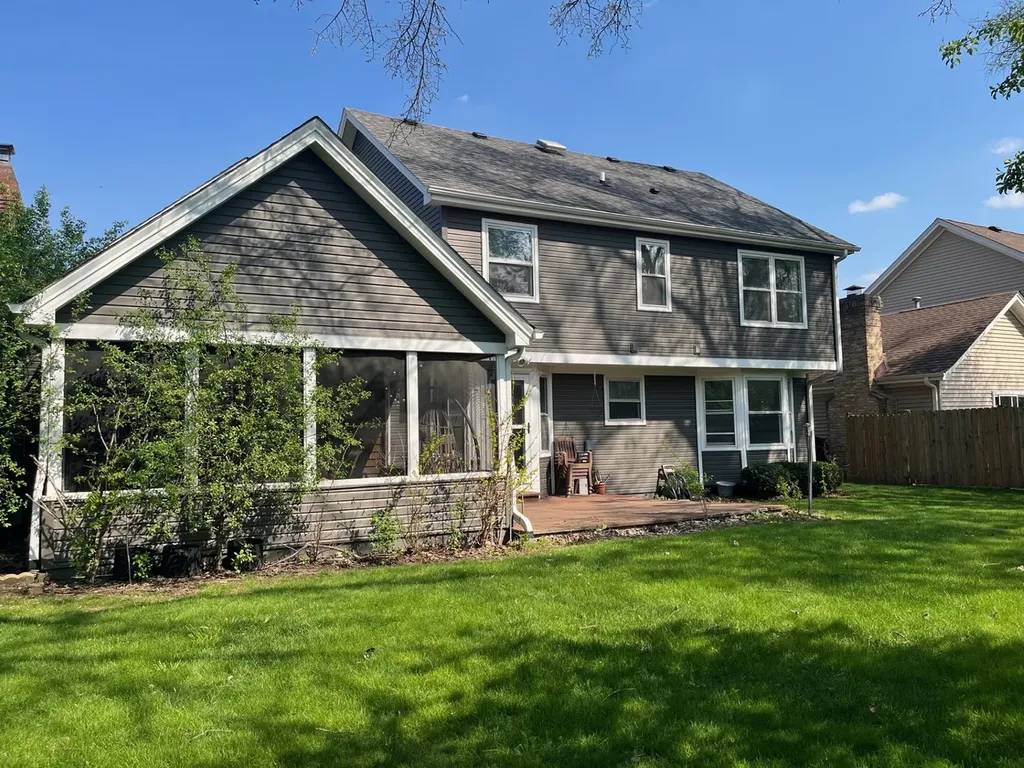 1914 Howard Street Wheaton IL 60187