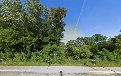 180 South County Street Waukegan IL 60085
