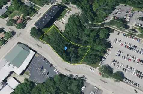 180 South County Street Waukegan IL 60085