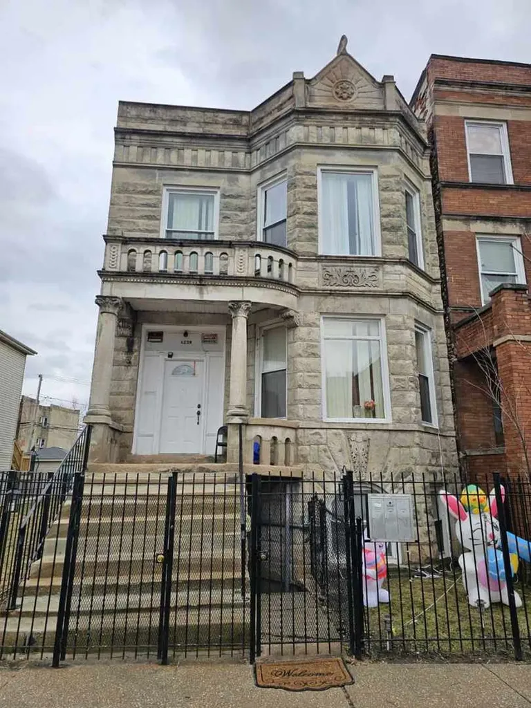 1239 South Avers Avenue Chicago IL 60623