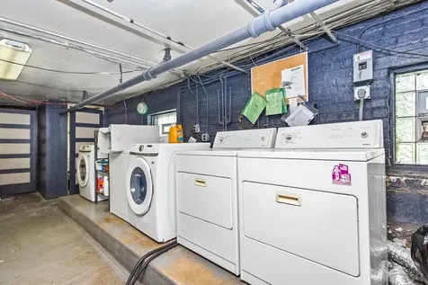 6140 North Hamilton Avenue Chicago IL 60659