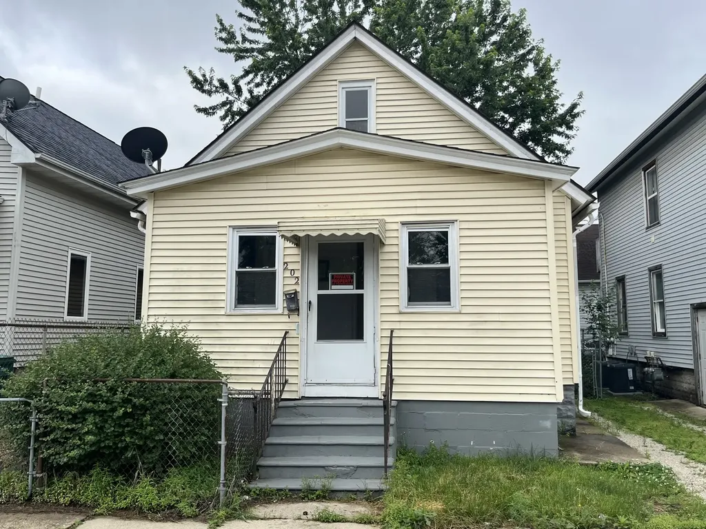 202 East Webster Street Joliet IL 60432