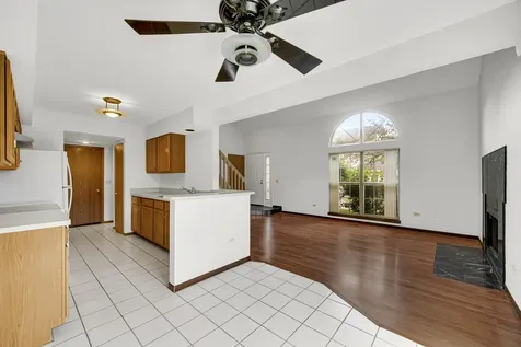 1040 North Knollwood Drive Palatine IL 60067
