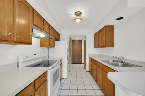 1040 North Knollwood Drive Palatine IL 60067