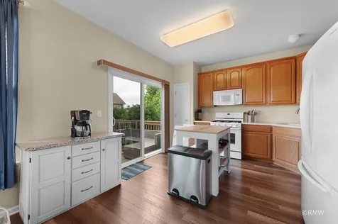 9810 Cummings Street Huntley IL 60142