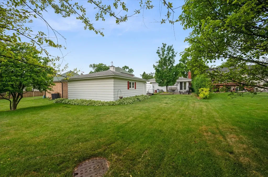 551 South Poplar Avenue Elmhurst IL 60126