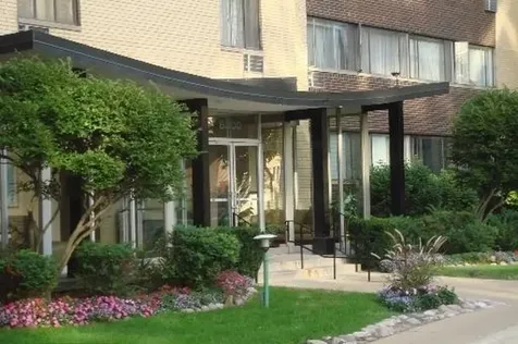 6300 North Sheridan Road Chicago IL 60660