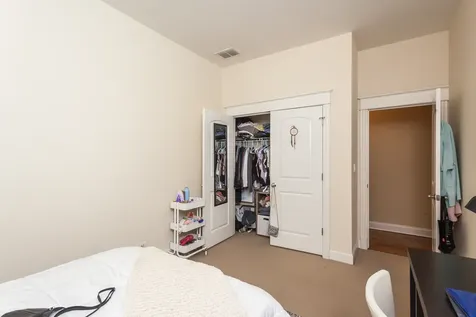 2730 North Lincoln Avenue Chicago IL 60614