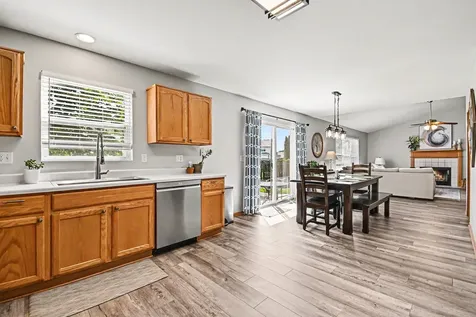 10477 Dawson Street Huntley IL 60142