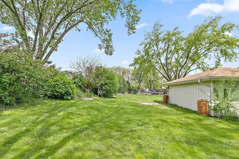 616 Grace Lane Schaumburg IL 60193