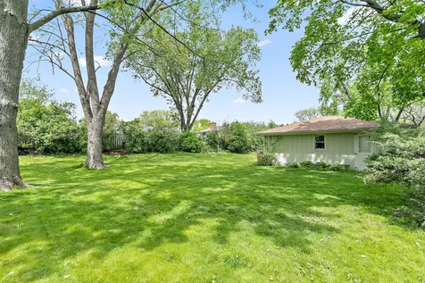 616 Grace Lane Schaumburg IL 60193