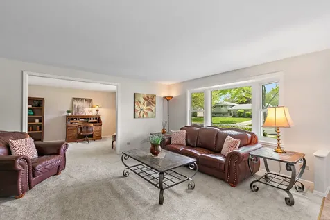 616 Grace Lane Schaumburg IL 60193