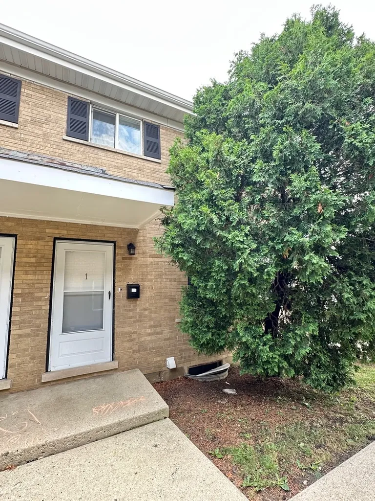 1715 East Roosevelt Road Wheaton IL 60187