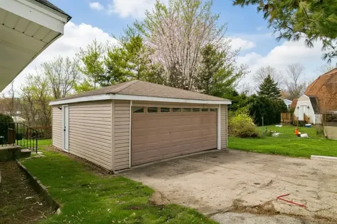 6305 Robert Road Cary IL 60013