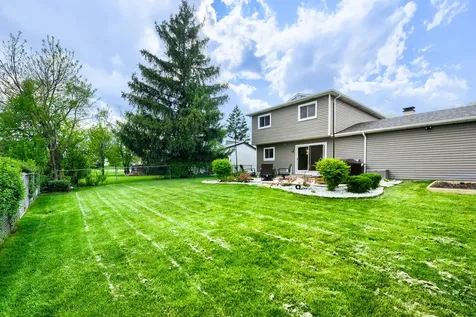 4491 Thornbark Drive Hoffman Estates IL 60192