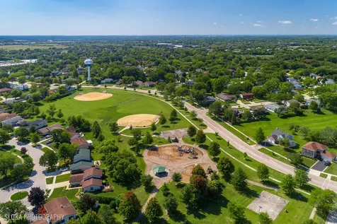 4491 Thornbark Drive Hoffman Estates IL 60192