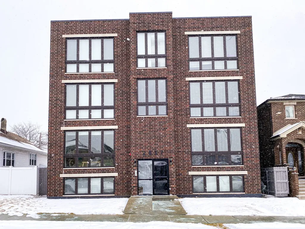 2817 North 75th Avenue Elmwood Park IL 60707